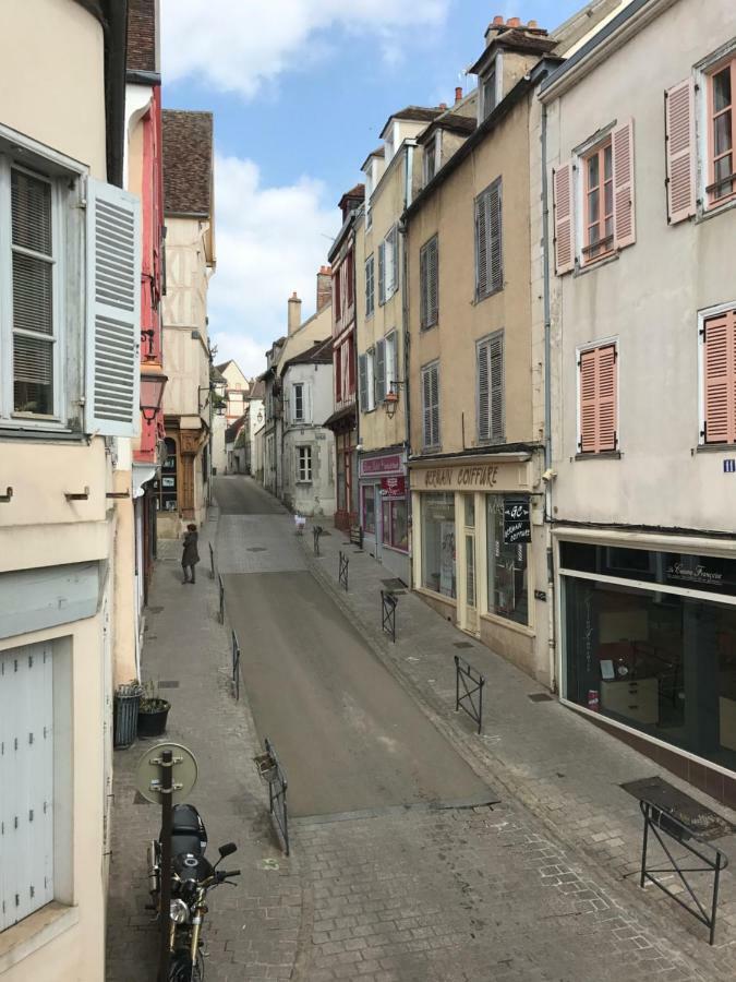Auxerre Rue Joubert Apartment ภายนอก รูปภาพ